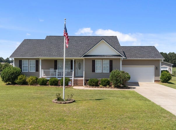 61 Beasley Estates Drive, Benson, NC 27504
