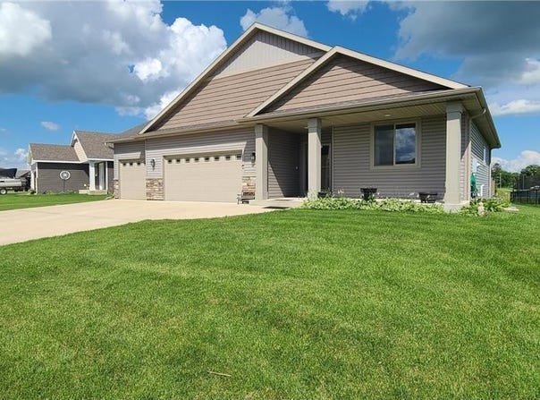 1302 18th Drive NE, Austin, MN 55912