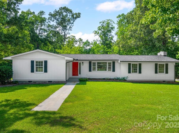 1582 Cornwell Road, Blackstock, SC 29014