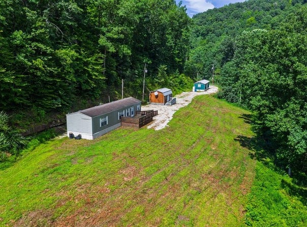 450 Shrilda Lane, Jackson, KY 41339