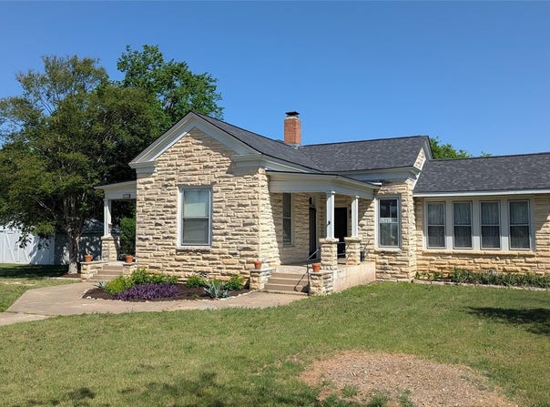 515 E 8th ST, Georgetown, TX 78626