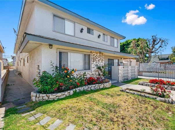 11726 Freeman Avenue, Hawthorne, CA 90250
