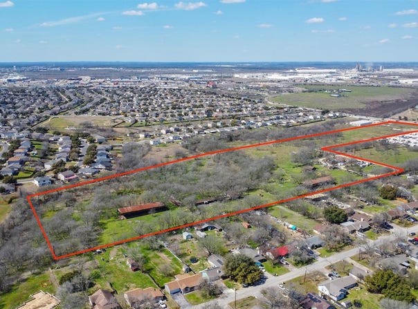 940 Windy Hill RD, Kyle, TX 78640