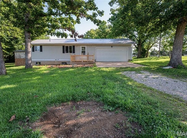 113750 State Route F, Rolla, MO 65401
