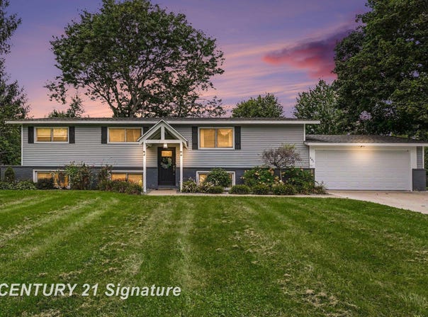 481 N 5 Mile Road, Midland, MI 48640