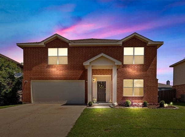 520 Del Mar Drive, Ponder, TX 76259