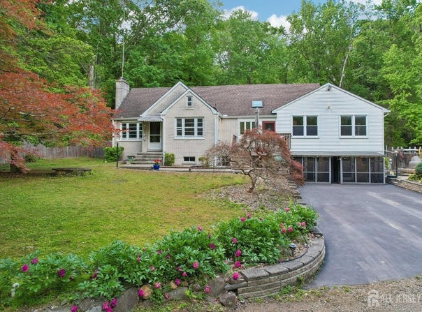 37-39 Davidson Mill Road, North Brunswick, NJ 08902