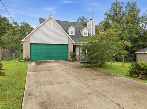 105 Eastview Drive, Crestview, FL 32536