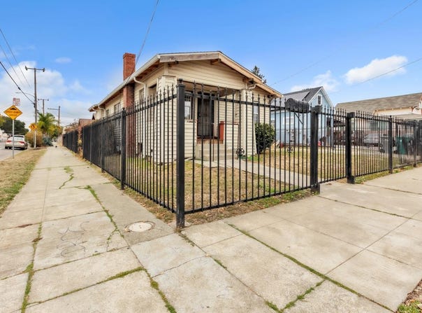 2301 86th Avenue, Oakland, CA 94605