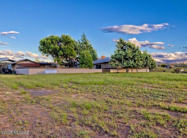 98 Longview Loop Road, Elgin, AZ 85611