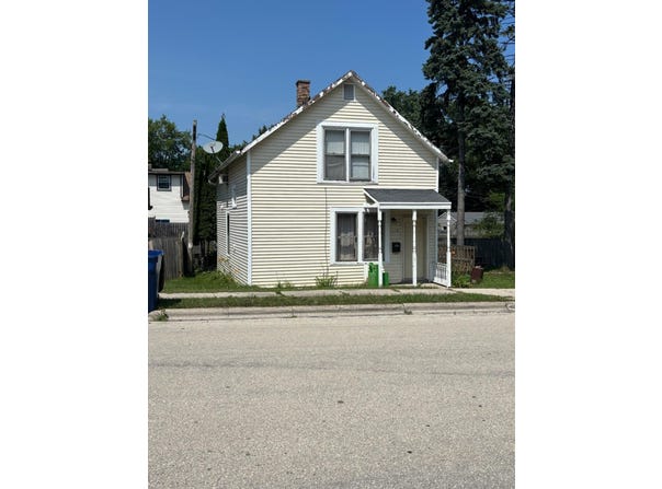 110 E Kane St, Port Washington, WI 53074