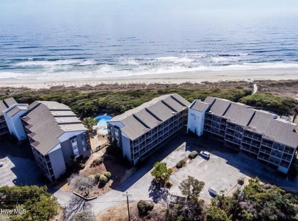 2511 W Fort Macon Road, Atlantic Beach, NC 28512