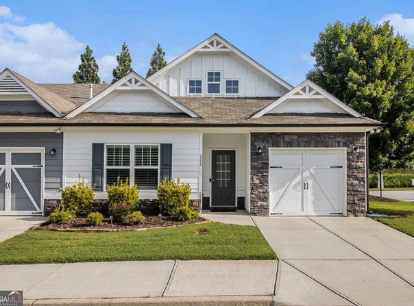 111 Point View, Canton, GA 30114