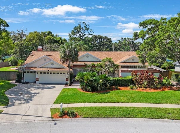 512 CRYSTAL GROVE BOULEVARD, LUTZ, FL 33548