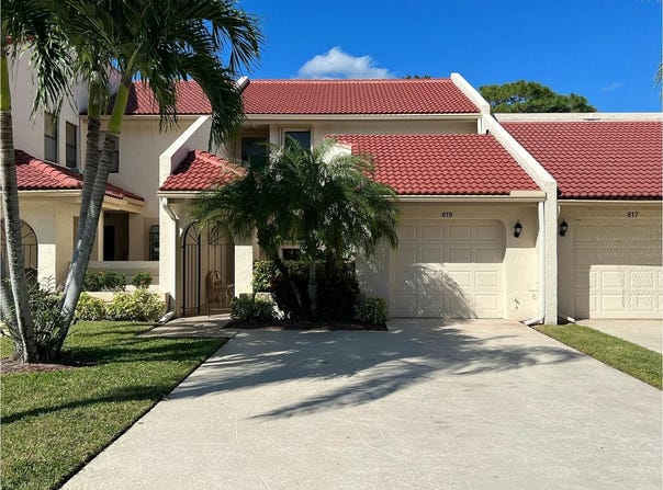 819 Windermere Way, Palm Beach Gardens, FL 33418