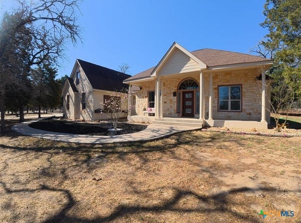 330 Arbors Circle, Elgin, TX 78621