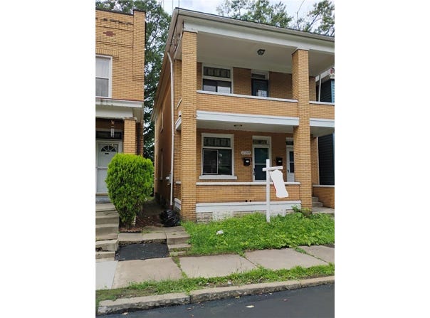 2759 Glen Mawr Street, Sheraden, PA 15204