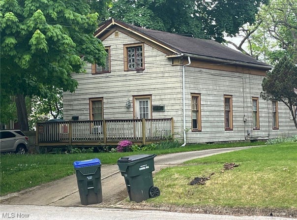 2032 3rd Street, Cuyahoga Falls, OH 44221