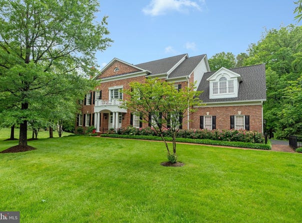 1631 IRVIN STREET, VIENNA, VA 22182