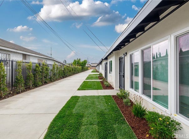 13933 Doty, Hawthorne, CA 90250