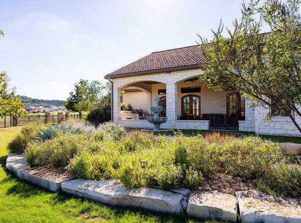 2005 Toscano Way, Kerrville, TX 78028