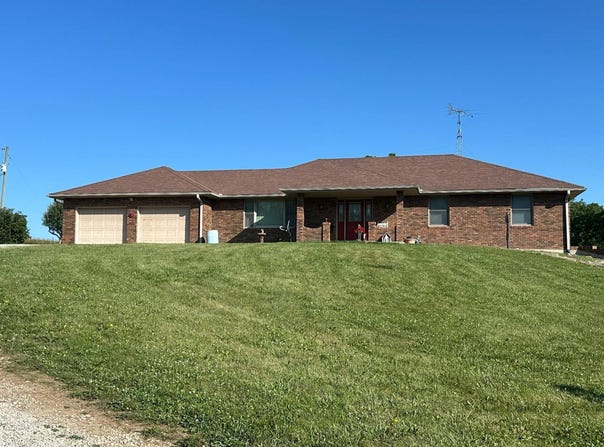 10207 State Hwy T, Savannah, MO 64485