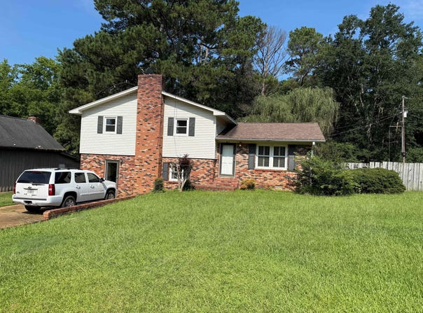 206 Buena Vista Drive, Fulton, MS 38843