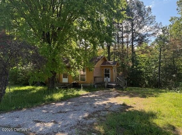 207 Elmview Street, Bolivar, TN 38008