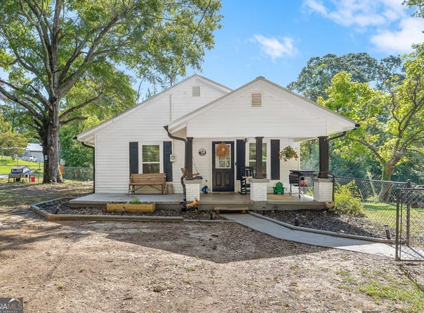 283 Easy Street, Toccoa, GA 30577
