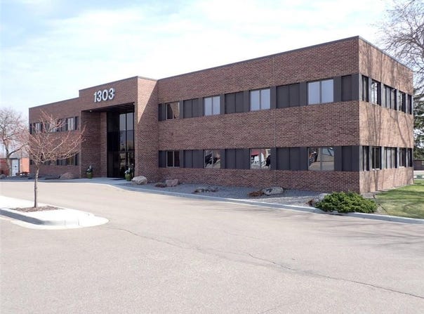 1303 S Frontage Road, Hastings, MN 55033