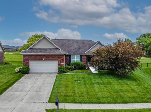 630 E Brooke Drive, Monroe, OH 45050