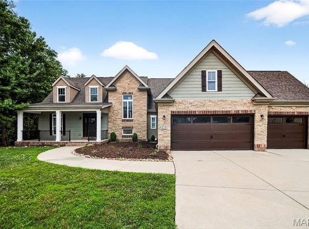 115 Place De Yeager, Lake St Louis, MO 63367