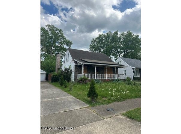 205 Kenoak Dr, Louisville, KY 40214