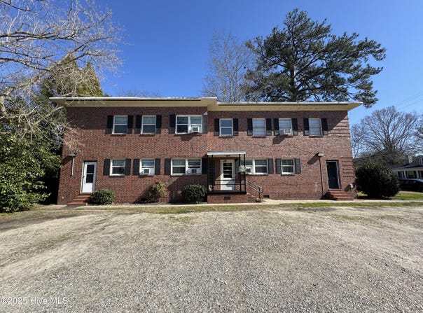 1202 Carolina Avenue, Elizabeth City, NC 27909