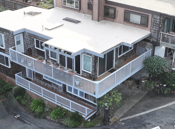 222 DEL NORTE Ln, Brookings, OR 97415