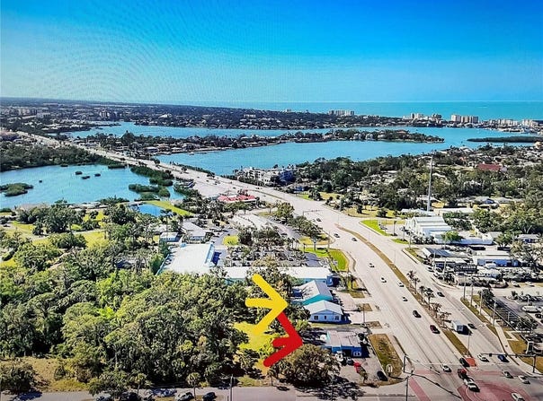101 S TAMIAMI TRAIL S, NOKOMIS, FL 34275