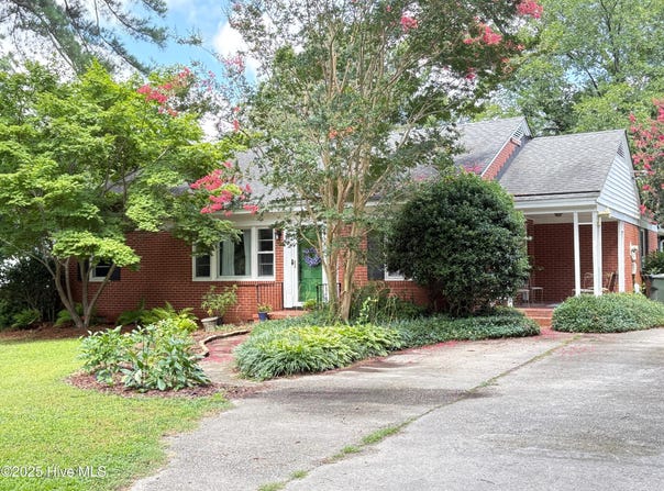 502 Lafayette Drive NW, Wilson, NC 27893