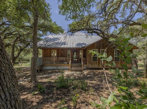 150 PLATTEN CREEK RD, Boerne, TX 78006