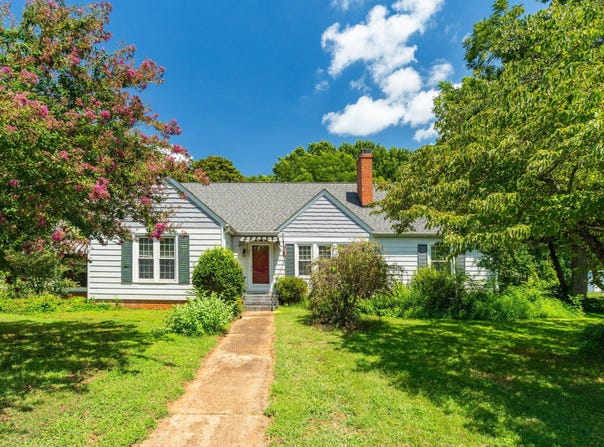 403 S Fayetteville Street, Liberty, NC 27298