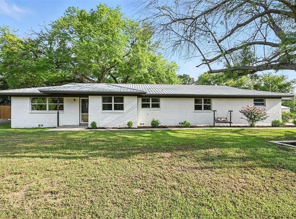 217 James Street, Aledo, TX 76008