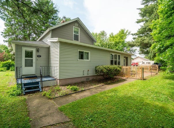 214 E Dell Street, New Auburn, WI 54757