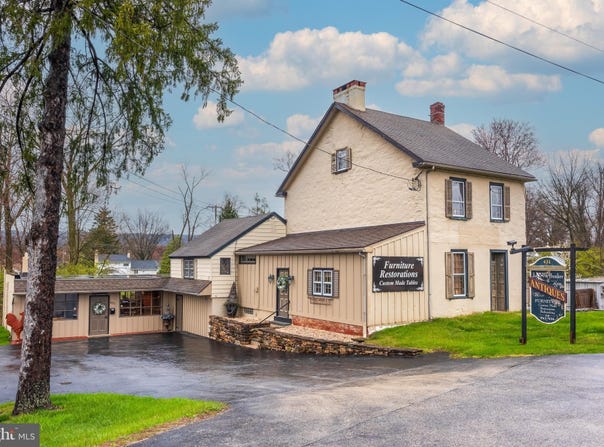 431 E LINCOLN Highway, EXTON, PA 19341
