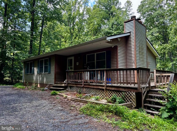 28 HENRY WAY, LINDEN, VA 22642