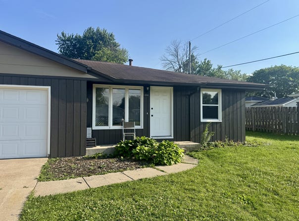 1008 Byrd Ave, Neenah, WI 54956