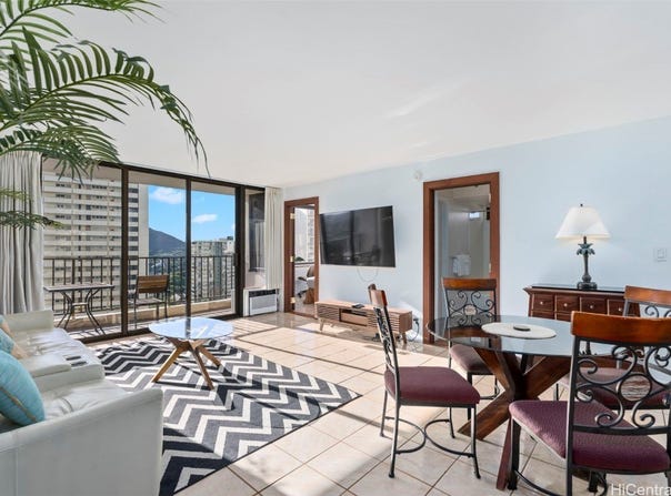 201 Ohua Avenue, Honolulu, HI 96815