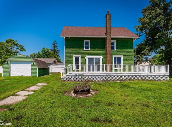 101 5Th Street NW, State Center, IA 50247