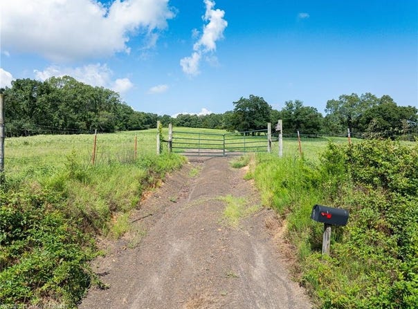 2220 Dublin  RD, Scranton, AR 72863