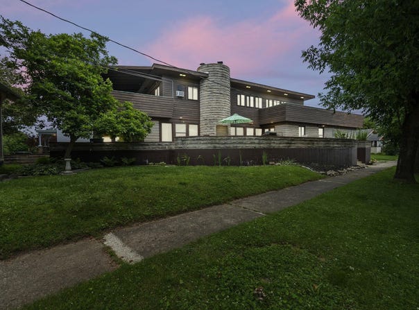 1208 Delta Boulevard, Fort Wayne, IN 46805