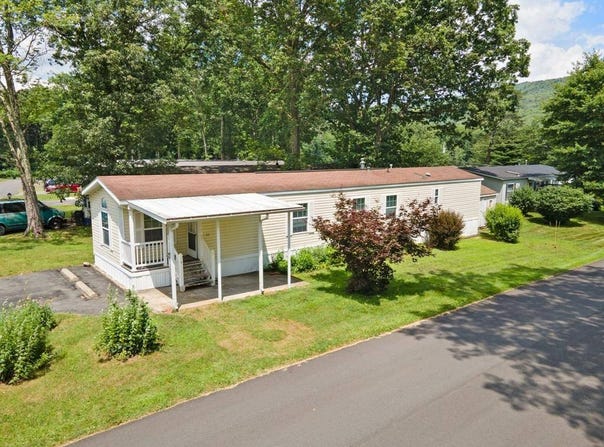 22 Shelley Lane, Wurtsboro, NY 12790