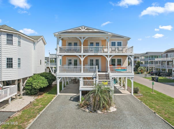 1130 Ocean Boulevard W, Holden Beach, NC 28462